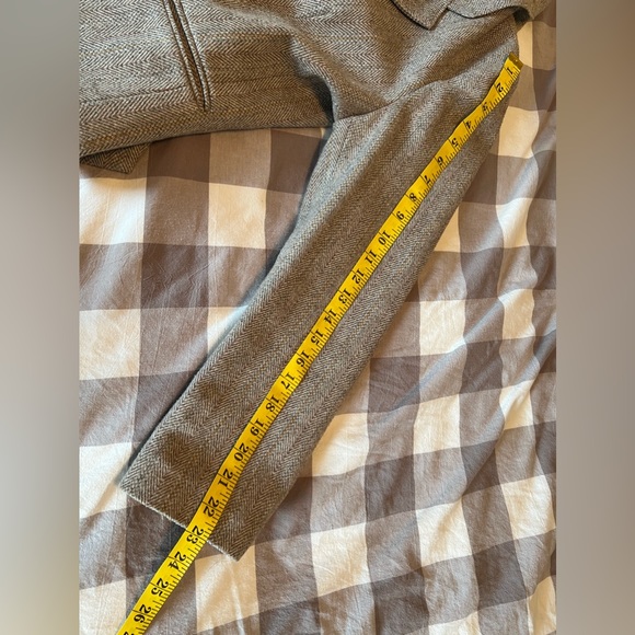 Tailored blazer - perfect for spring. - Picture 10 of 11